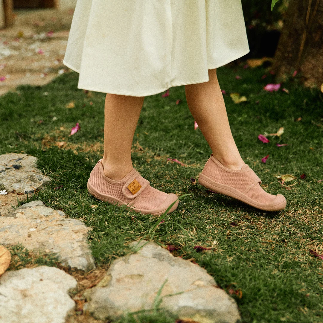 Attipas Skin Shoes Pink - Image 8